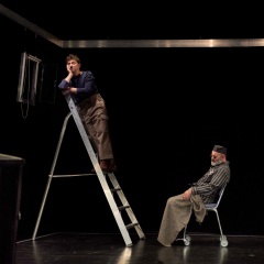Fin de partie, cie les Indiscrets, photo © Ernesto Timor