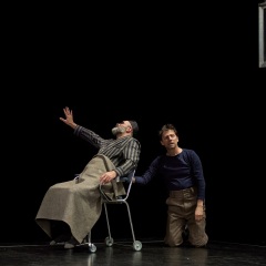 Fin de partie, cie les Indiscrets, photo © Ernesto Timor